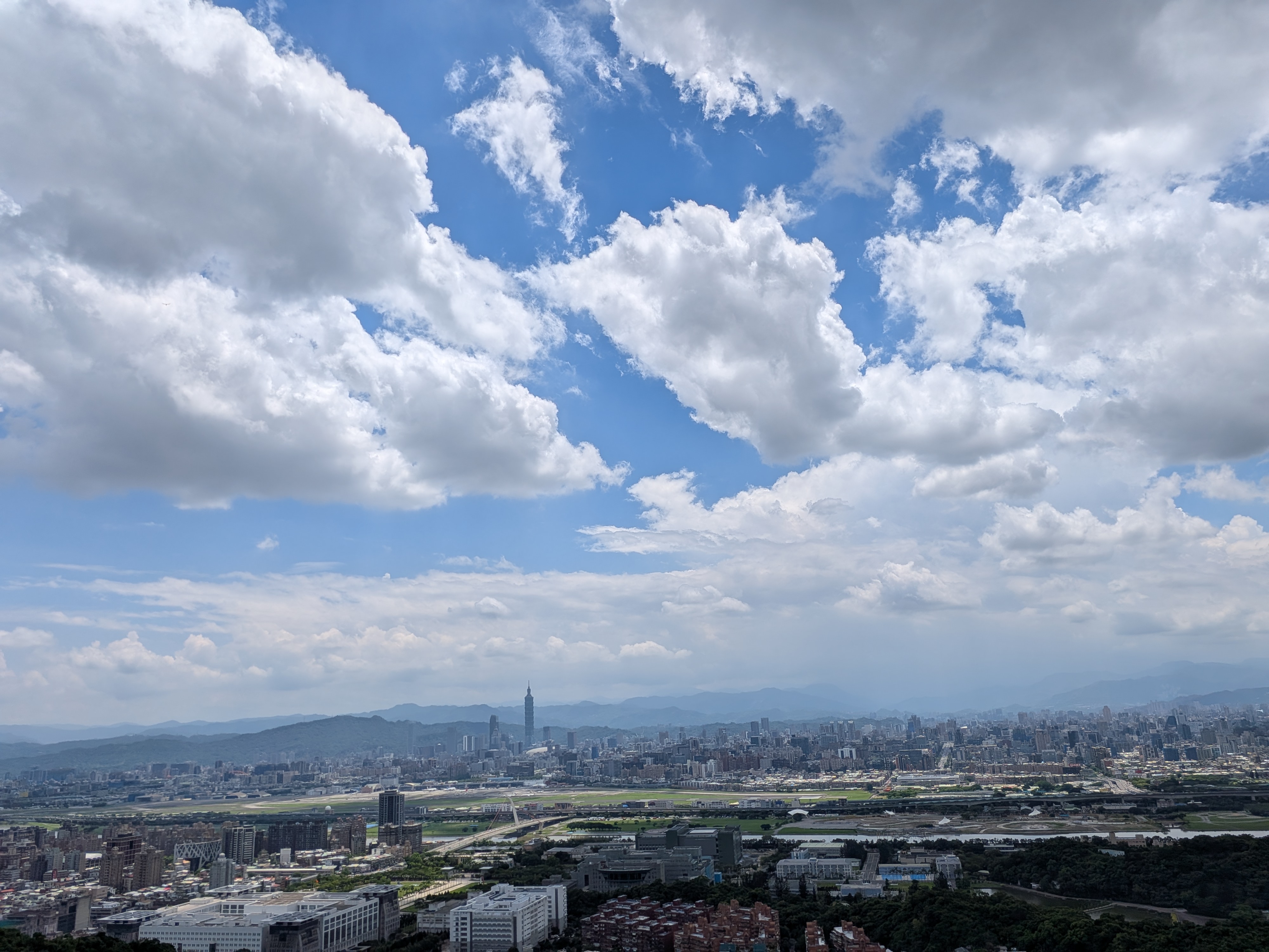 PXL_20260815_035822148